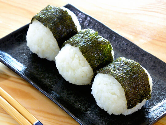 海苔の老舗!高級寿司店御用達の田庄焼き海苔100枚 Amazon | 田庄 やきのり 海苔 国産 希少 高級寿司屋が使う焼のり
